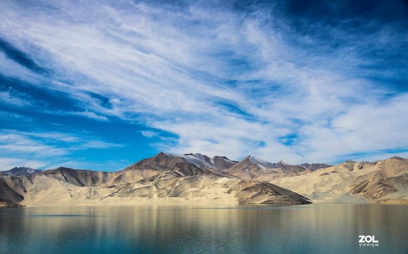 新疆最大的湖泊